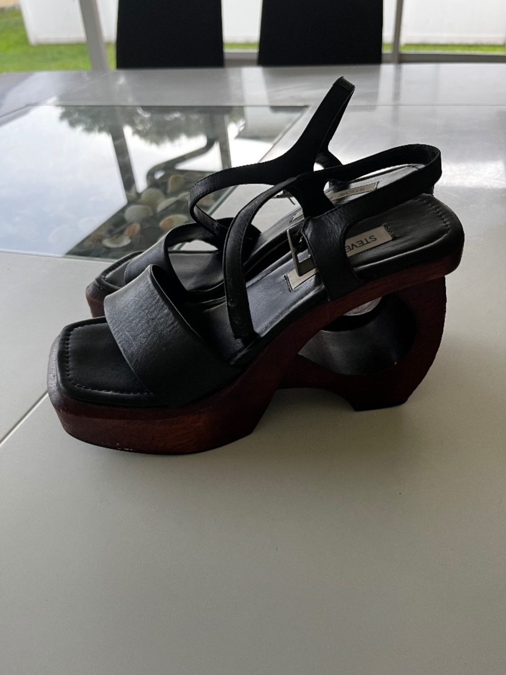 Steve Madden vintage wooden clog shoes
